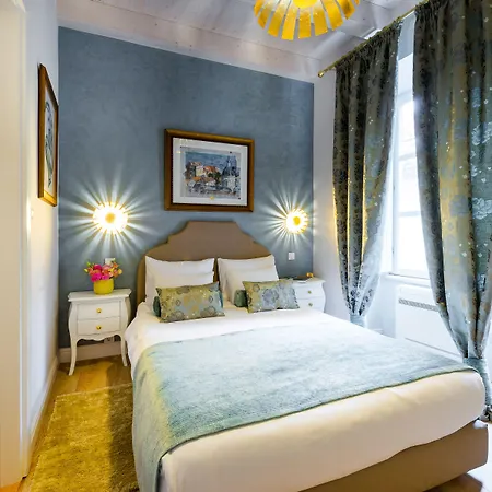 Dominus Little Palace Oda ve Kahvaltı 4*